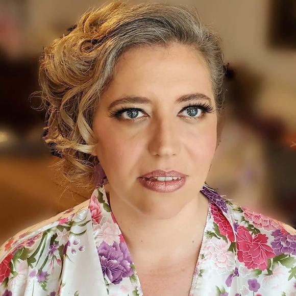 Meet your Posher, Talya - Picture 2 of 2